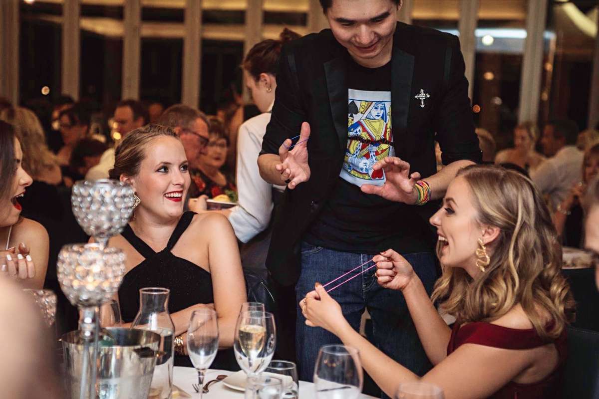 Toby Z performing live magic in Perth.