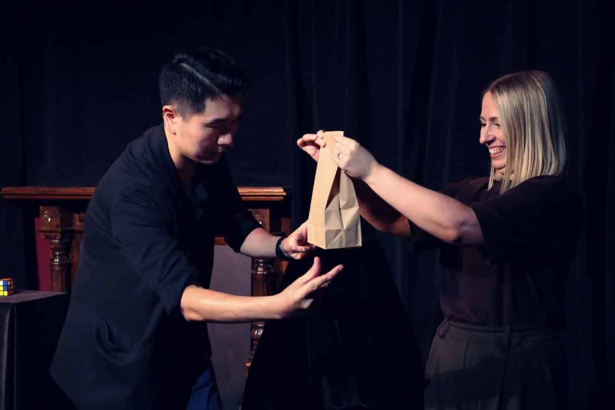 Perth magician Toby Z. performing in Fringe World Festive